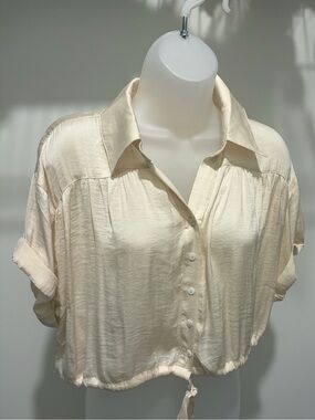 EUC Cream Summer Top